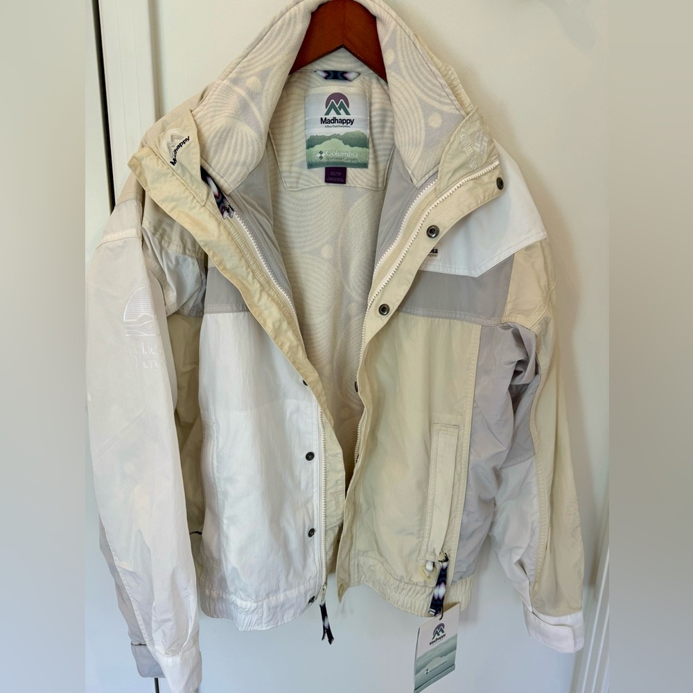 Columbia Mad Happy Collaboration. Mens size XS. New With Tags.
